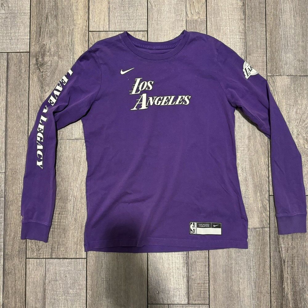 Los Angeles Lakers Nike T-Shirt Womens NBA Graphic Long Sleeve Purple Medium NEW